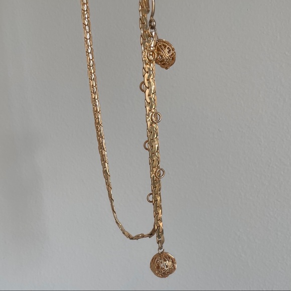 Hook and Loop Gold Chain Belt - Picture 3 of 3